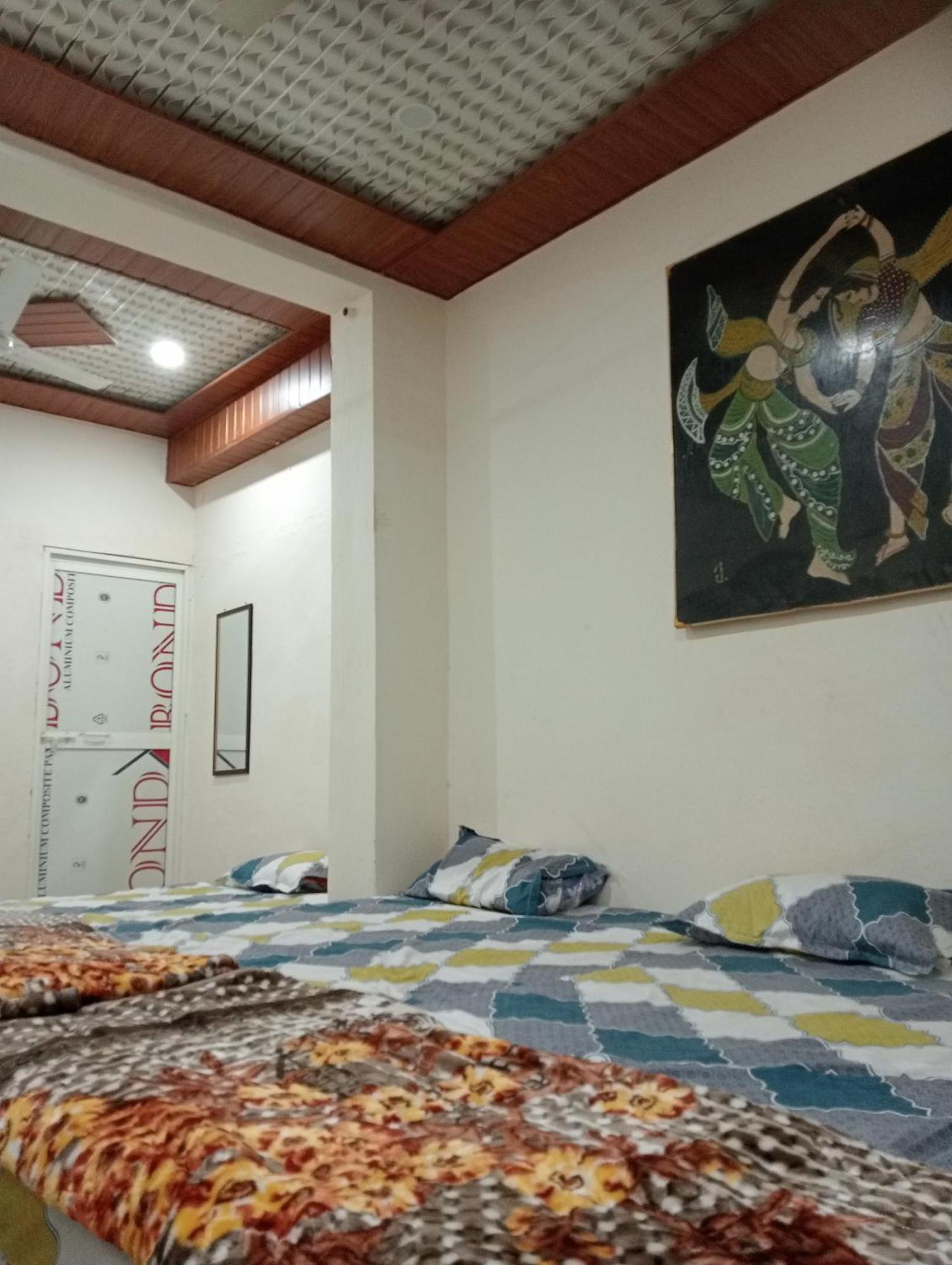Shree Maya Home Stay Ujjain Rom bilde